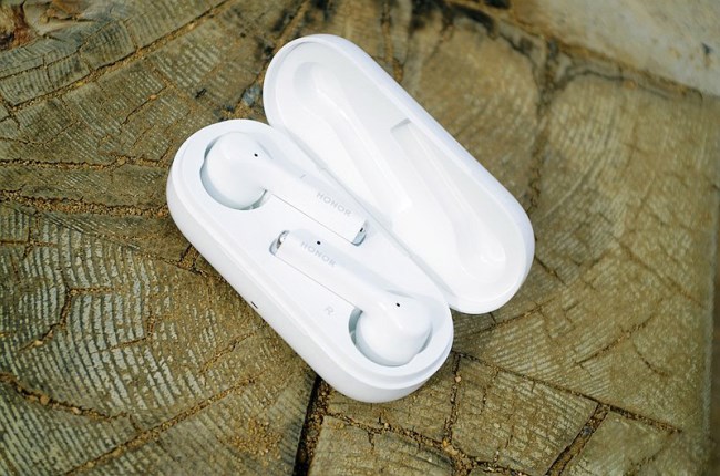 Cost Effective TWS Earphone -  Honor FlyPods 3 true wireless Bluetooth headset review