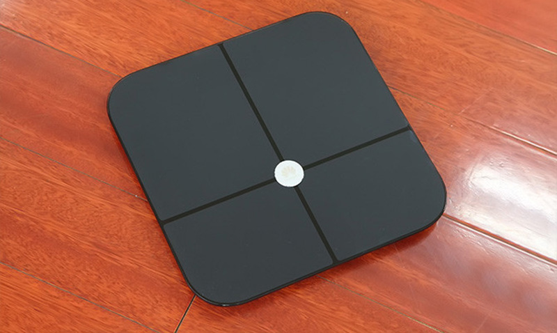 HUAWEI Smart Body Fat Scale Review - Help You Accurate To 0.1KG